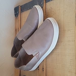Olukai Leather Slip On Shoes - Tan, Womens size 8.5 (EUR 38.5)